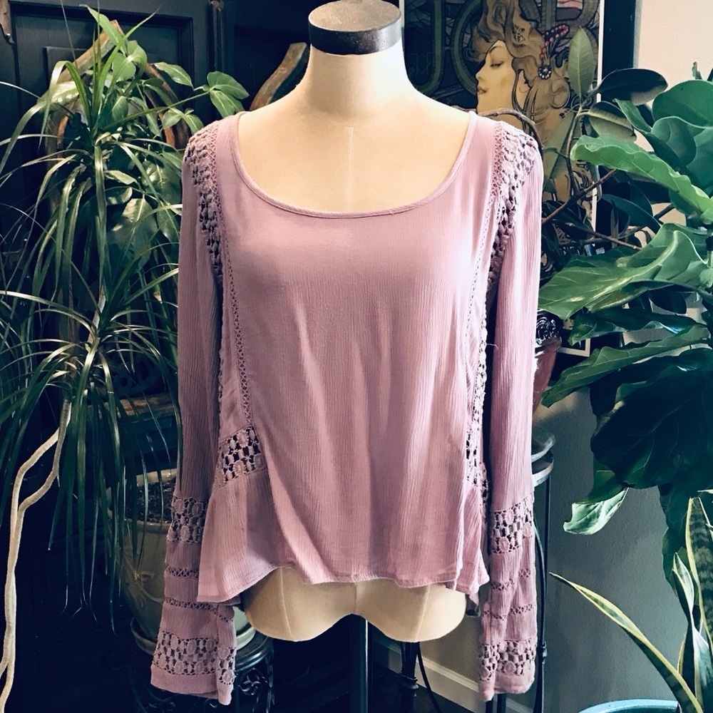 Buckle lavender boho lace peasant top
